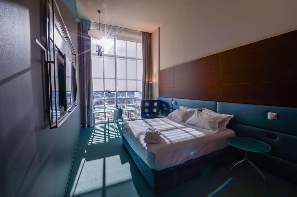Doubletree By Hilton Turin Lingotto Hotel Kamer foto